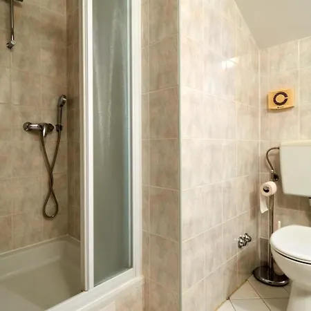 Mala Jela Apartman *