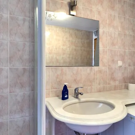 Mala Jela Apartman Zambratija (Istria)