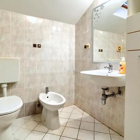 Mala Jela Apartman *