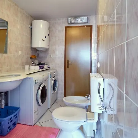 Mala Jela Apartman Zambratija (Istria)